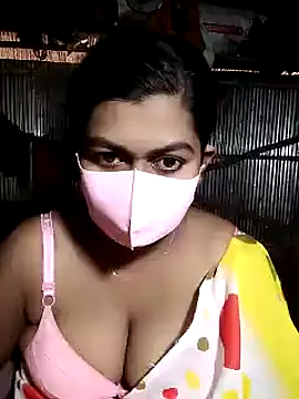 Snapshot of YERY_HOT chatting on January 29, 2025, 6:33 am YERY HOT online show from January 29, 2025, 6:33 am