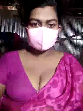 Snapshot of YERY_HOT chatting on February 1, 2025, 7:05 am YERY HOT online show from February 1, 2025, 7:05 am