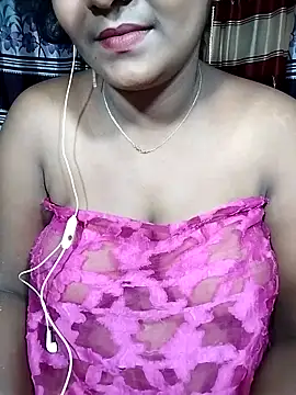 Snapshot of YERY_HOT chatting on March 4, 2025, 8:49 pm YERY HOT online show from March 4, 2025, 8:49 pm