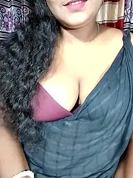 Snapshot of YERY_HOT chatting on October 5, 2025, 3:43 pm YERY HOT online show from October 5, 2025, 3:43 pm