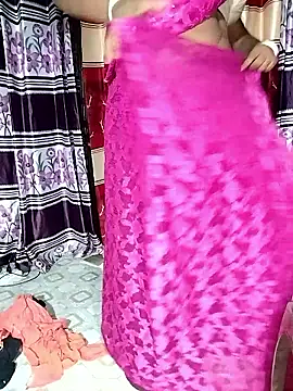 Snapshot of YERY_HOT chatting on October 7, 2025, 5:21 pm YERY HOT online show from October 7, 2025, 5:21 pm