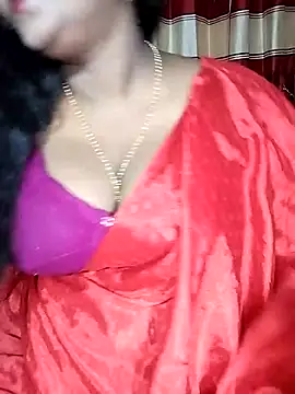 Snapshot of YERY_HOT chatting on October 21, 2025, 5:13 pm YERY HOT online show from October 21, 2025, 5:13 pm