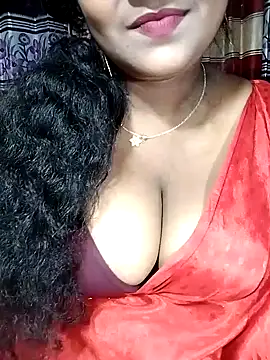 Snapshot of YERY_HOT chatting on October 30, 2025, 5:35 pm YERY HOT online show from October 30, 2025, 5:35 pm