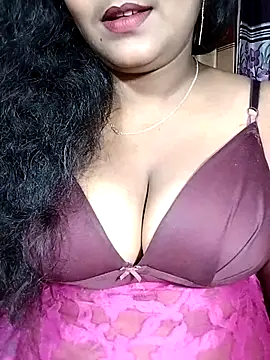 Snapshot of YERY_HOT chatting on November 29, 2025, 5:49 pm YERY HOT online show from November 29, 2025, 5:49 pm