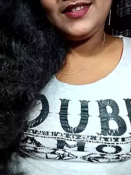 Snapshot of YERY_HOT chatting on January 7, 2026, 5:15 pm YERY HOT online show from January 7, 2026, 5:15 pm