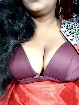 Snapshot of YERY_HOT chatting on January 10, 2026, 4:42 pm YERY HOT online show from January 10, 2026, 4:42 pm