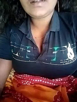 Snapshot of YERY_HOT chatting on February 7, 2026, 8:40 am YERY HOT online show from February 7, 2026, 8:40 am