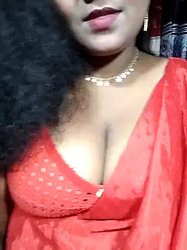 Snapshot of YERY_HOT chatting on April 5, 2026, 4:59 pm YERY HOT online show from April 5, 2026, 4:59 pm