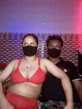 Hot Nila online show from May 15, 2026, 3:57 am