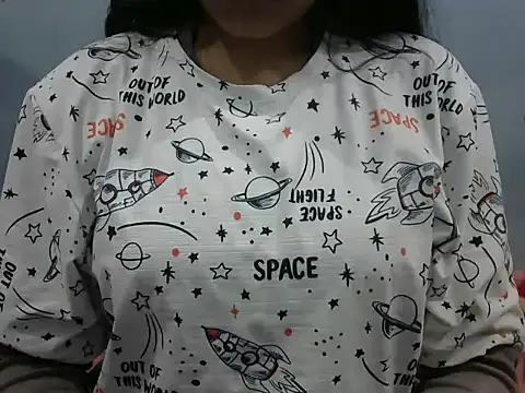 Snapshot of Misha_Sweett chatting on February 10, 2026, 3:38 pm Misha Sweett online show from February 10, 2026, 3:38 pm