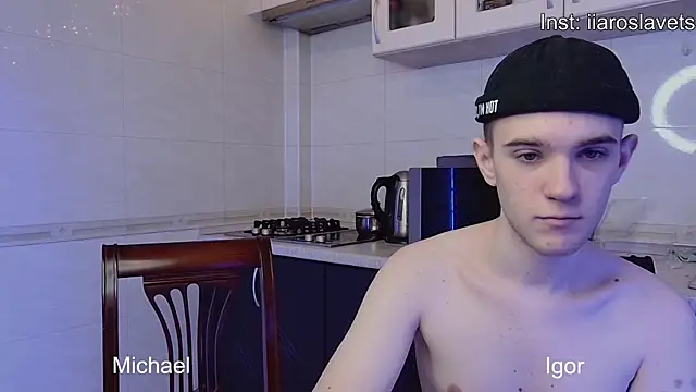 Snapshot of michael_sexdevil chatting on January 18, 2025, 3:49 pm michael sexdevil online show from January 18, 2025, 3:49 pm