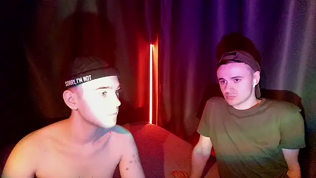 Snapshot of michael_sexdevil chatting on March 14, 2025, 1:35 pm michael sexdevil online show from March 14, 2025, 1:35 pm