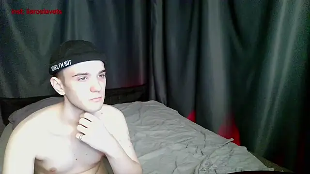 Snapshot of michael_sexdevil chatting on March 21, 2025, 7:13 pm michael sexdevil online show from March 21, 2025, 7:13 pm