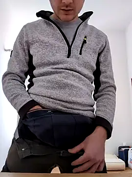 coquin5995 online show from October 30, 2025, 9:33 am