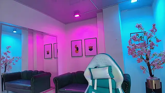 Snapshot of Arianna_sweeet chatting on March 8, 2025, 3:28 am Arianna sweeet online show from March 8, 2025, 3:28 am