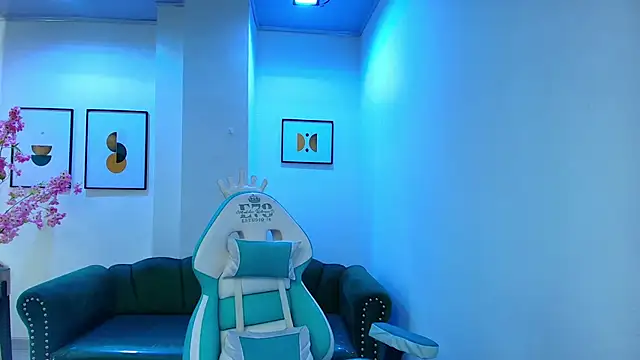 Snapshot of Arianna_sweeet chatting on October 1, 2025, 3:12 am Arianna sweeet online show from October 1, 2025, 3:12 am