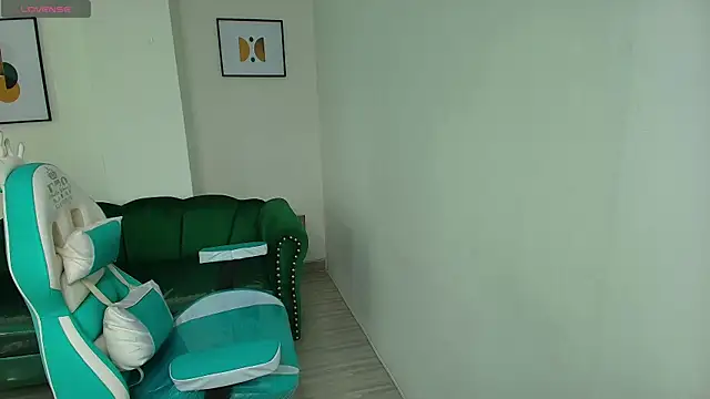 Snapshot of Arianna_sweeet chatting on October 7, 2025, 3:25 am Arianna sweeet online show from October 7, 2025, 3:25 am