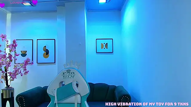 Snapshot of Arianna_sweeet chatting on October 12, 2025, 3:38 am Arianna sweeet online show from October 12, 2025, 3:38 am