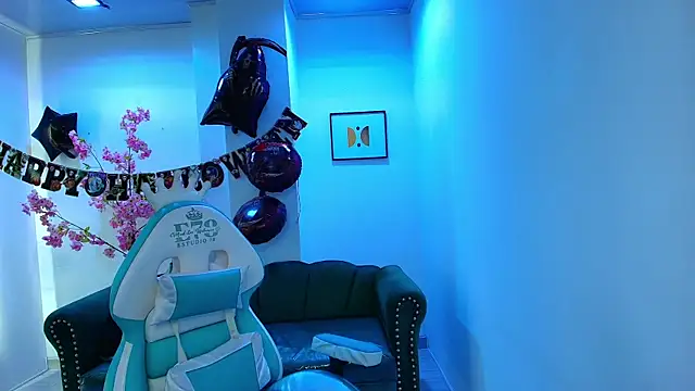 Snapshot of Arianna_sweeet chatting on October 30, 2025, 4:03 am Arianna sweeet online show from October 30, 2025, 4:03 am