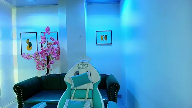 Snapshot of Arianna_sweeet chatting on November 9, 2025, 3:49 am Arianna sweeet online show from November 9, 2025, 3:49 am