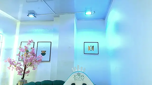 Snapshot of Arianna_sweeet chatting on November 27, 2025, 3:30 am Arianna sweeet online show from November 27, 2025, 3:30 am