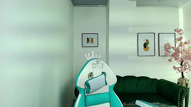 Snapshot of Arianna_sweeet chatting on February 4, 2026, 3:34 am Arianna sweeet online show from February 4, 2026, 3:34 am