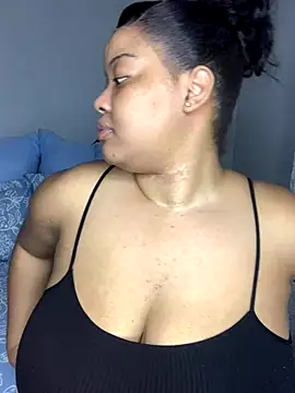 Snapshot of sexytinashe21 chatting on September 27, 2025, 6:13 pm sexytinashe21 online show from September 27, 2025, 6:13 pm