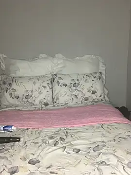 Snapshot of sexytinashe21 chatting on February 18, 2026, 8:16 pm sexytinashe21 online show from February 18, 2026, 8:16 pm