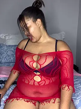 Snapshot of sexytinashe21 chatting on March 5, 2026, 7:43 pm sexytinashe21 online show from March 5, 2026, 7:43 pm