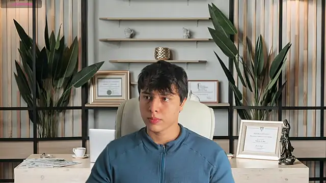 Snapshot of Thom_Ohtani chatting on February 18, 2025, 11:41 pm Thom Ohtani online show from February 18, 2025, 11:41 pm