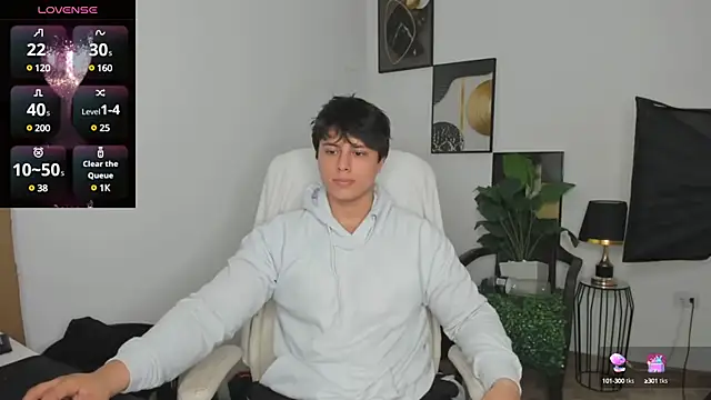 Snapshot of Thom_Ohtani chatting on February 21, 2025, 5:31 pm Thom Ohtani online show from February 21, 2025, 5:31 pm