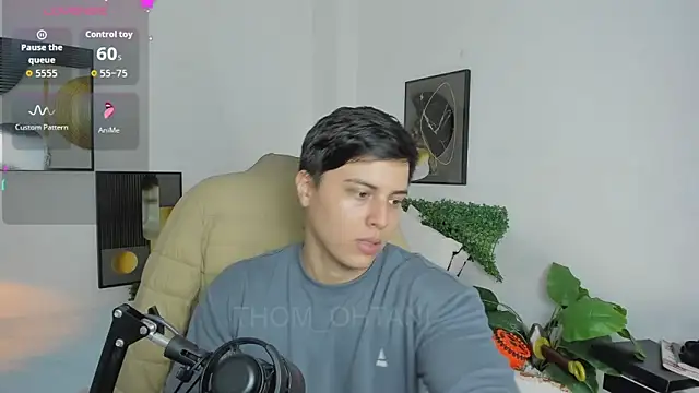 Snapshot of Thom_Ohtani chatting on March 11, 2026, 3:56 am Thom Ohtani online show from March 11, 2026, 3:56 am