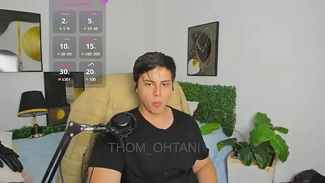 Snapshot of Thom_Ohtani chatting on March 20, 2026, 12:26 am Thom Ohtani online show from March 20, 2026, 12:26 am