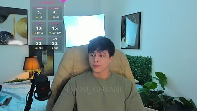 Snapshot of Thom_Ohtani chatting on April 4, 2026, 12:09 am Thom Ohtani online show from April 4, 2026, 12:09 am
