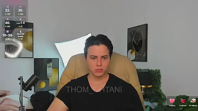 Snapshot of Thom_Ohtani chatting on April 28, 2026, 12:31 am Thom Ohtani online show from April 28, 2026, 12:31 am