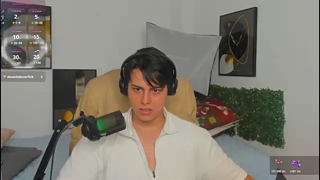 Snapshot of Thom_Ohtani chatting on May 16, 2026, 12:29 am Thom Ohtani online show from May 16, 2026, 12:29 am