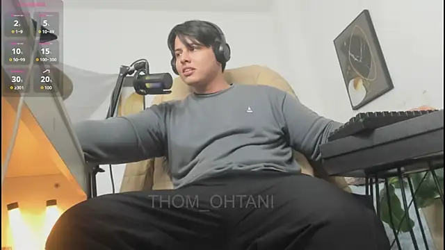 Snapshot of Thom_Ohtani chatting on May 27, 2026, 1:02 am Thom Ohtani online show from May 27, 2026, 1:02 am