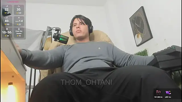 Snapshot of Thom_Ohtani chatting on May 27, 2026, 1:57 am Thom Ohtani online show from May 27, 2026, 1:57 am
