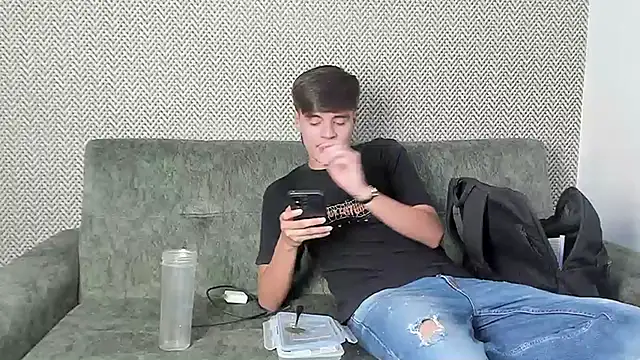 Snapshot of jhoseth_sexxx18 chatting on March 13, 2025, 6:56 pm jhoseth sexxx18 online show from March 13, 2025, 6:56 pm