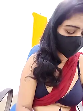 Snapshot of Lucky-Deepthi chatting on February 1, 2026, 1:04 am Lucky-Deepthi online show from February 1, 2026, 1:04 am