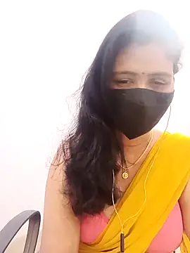 Snapshot of Lucky-Deepthi chatting on February 8, 2026, 3:54 am Lucky-Deepthi online show from February 8, 2026, 3:54 am