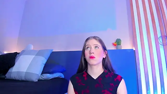 Snapshot of sara__jones_gh chatting on September 21, 2025, 11:23 am sara jones gh online show from September 21, 2025, 11:23 am