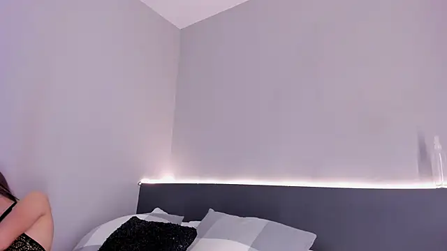 Snapshot of sara__jones_gh chatting on November 6, 2025, 5:14 pm sara jones gh online show from November 6, 2025, 5:14 pm