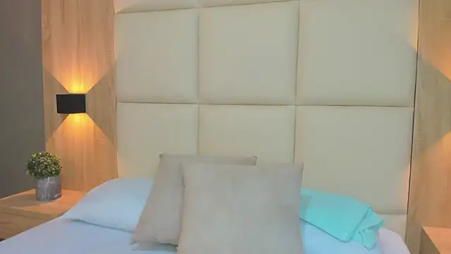 antonella cutie  online show from November 7, 2025, 12:16 pm