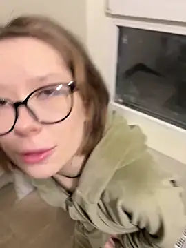 Snapshot of Alexandria_Balenciaga chatting on March 15, 2025, 10:44 pm Alexandria Balenciaga online show from March 15, 2025, 10:44 pm