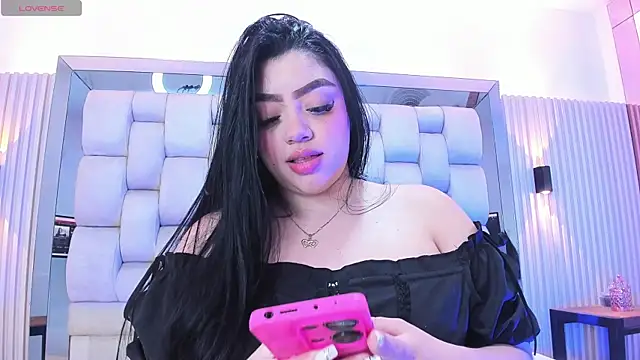 ashlyn parker online show from January 11, 2025, 7:27 pm