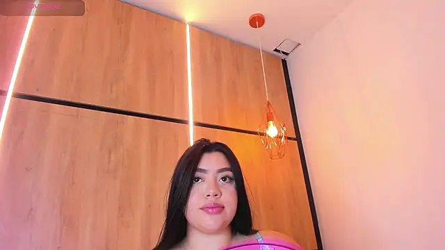 Snapshot of ashlyn_parker chatting on January 12, 2026, 8:47 pm ashlyn parker online show from January 12, 2026, 8:47 pm