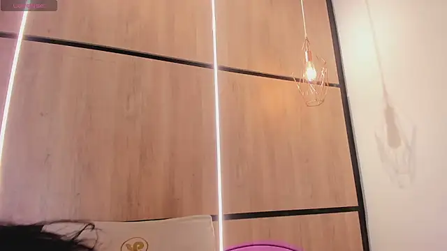 Snapshot of ashlyn_parker chatting on February 3, 2026, 8:03 pm ashlyn parker online show from February 3, 2026, 8:03 pm