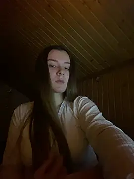 Snapshot of mewKate chatting on February 1, 2025, 6:40 pm mewKate online show from February 1, 2025, 6:40 pm
