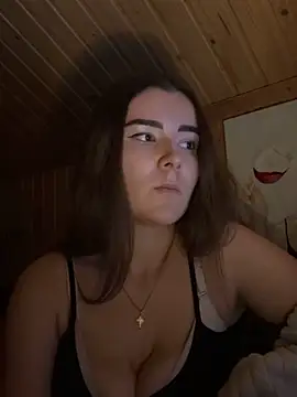 Snapshot of mewKate chatting on November 24, 2025, 3:45 pm mewKate online show from November 24, 2025, 3:45 pm